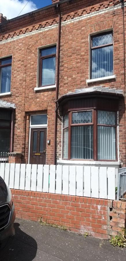 St. James Street Townhouse Belfast Ngoại thất bức ảnh